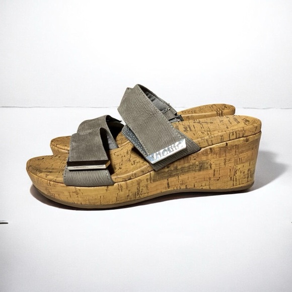 🌻Vionic Gray Pepper Ruched Leather Cork Wedge Slide Sandals Size 7W (wide) - Picture 1 of 11